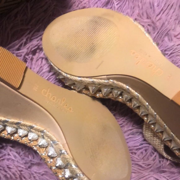 Wedged studded Heels - Picture 3 of 4